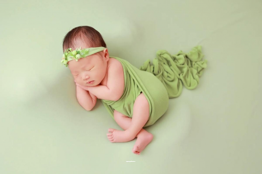 利津宝宝趴着睡是积食吗